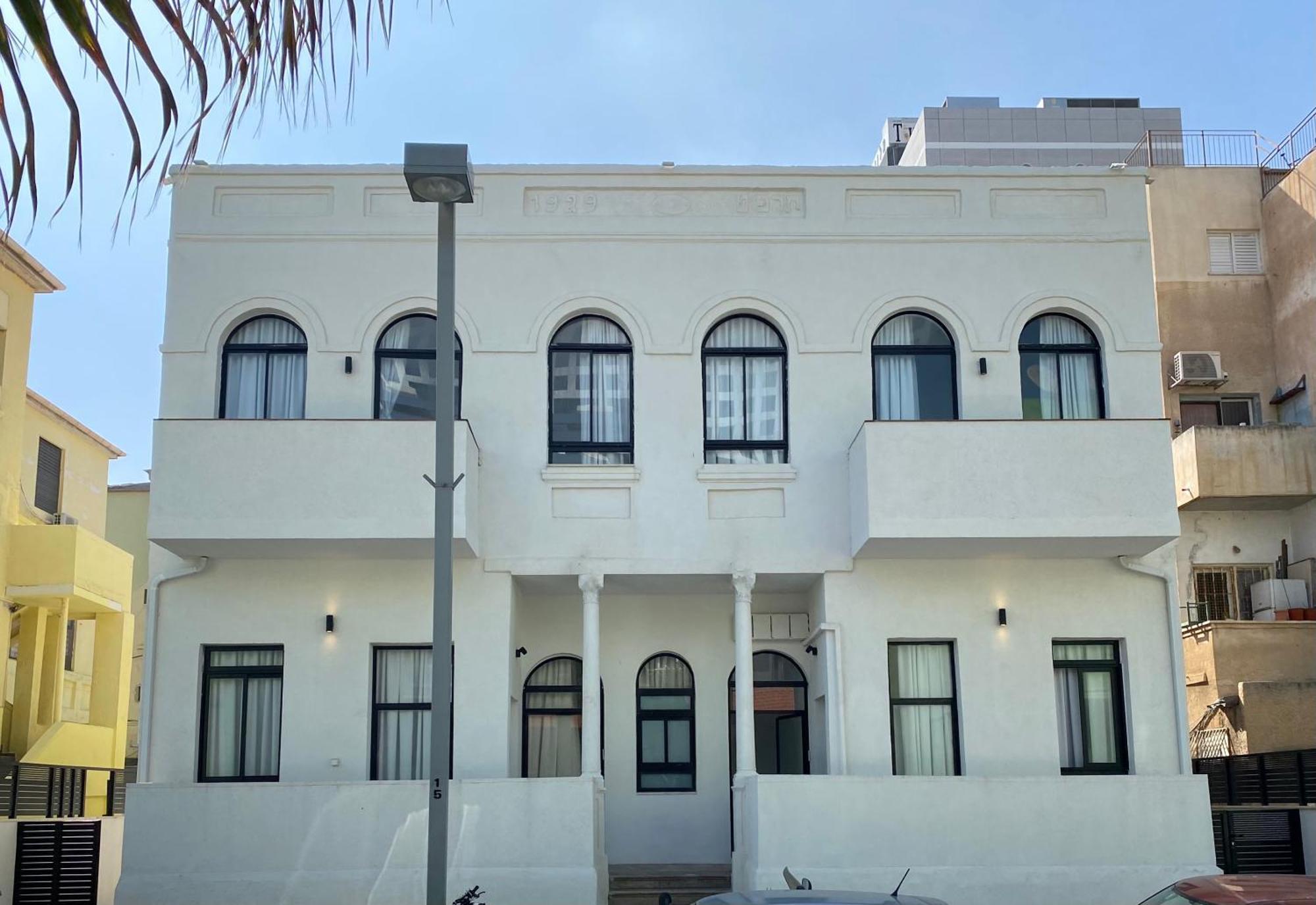 Yona 8 Bed & Breakfast Tel Aviv Exterior photo